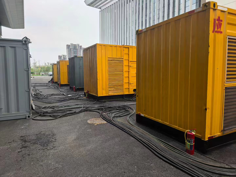 西湖不同季节柴油发电机组保养有哪些注意事项?