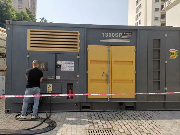 西湖500KW发电机组冬季应该配多大的启动电瓶？
